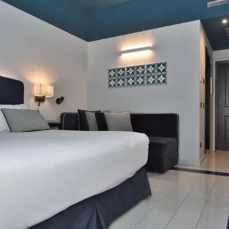 Aparthotel Luxury Royal *